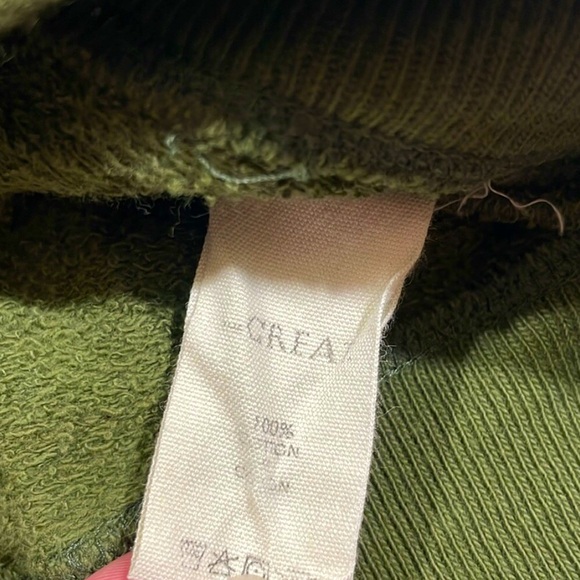 🤩 “THE GREAT” SIZE 3 GREEN SWEATSHIRT W/ EMBROIDERED ❤️’s! 🌟 - Picture 8 of 16